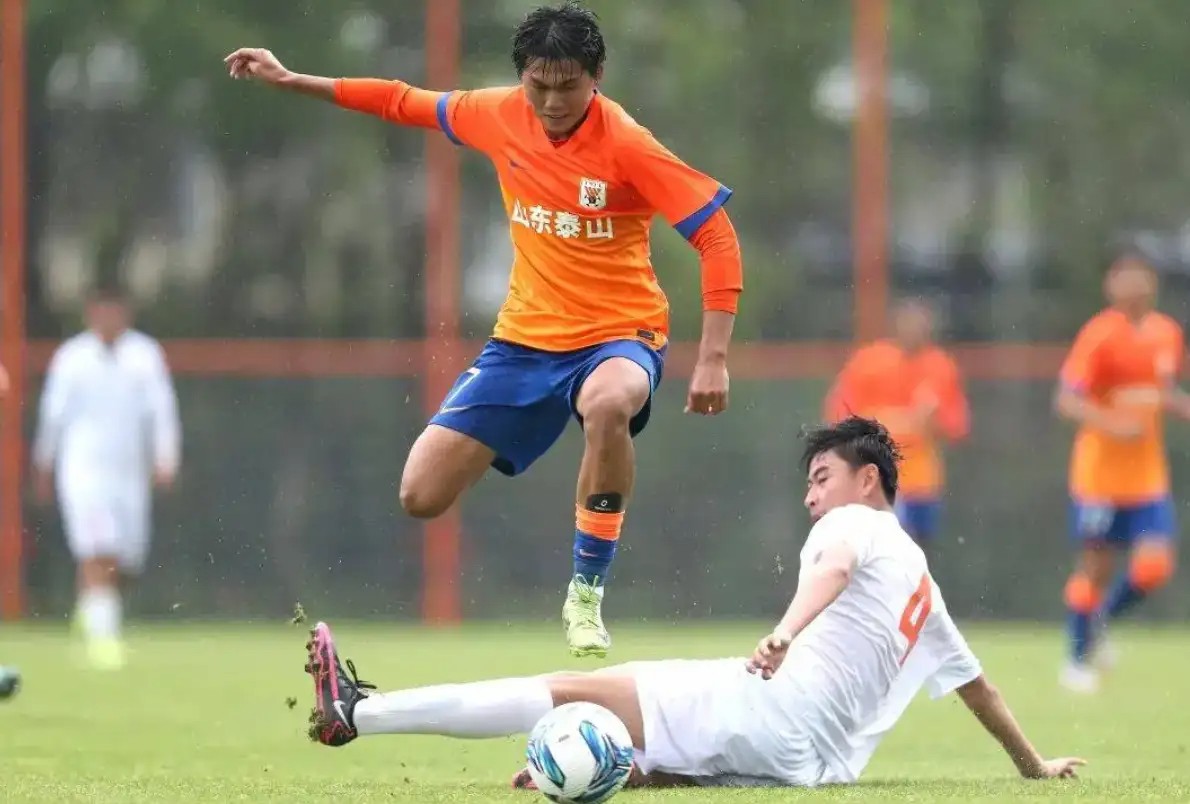 中国足球设施远超葡萄牙,但培养不出C罗!